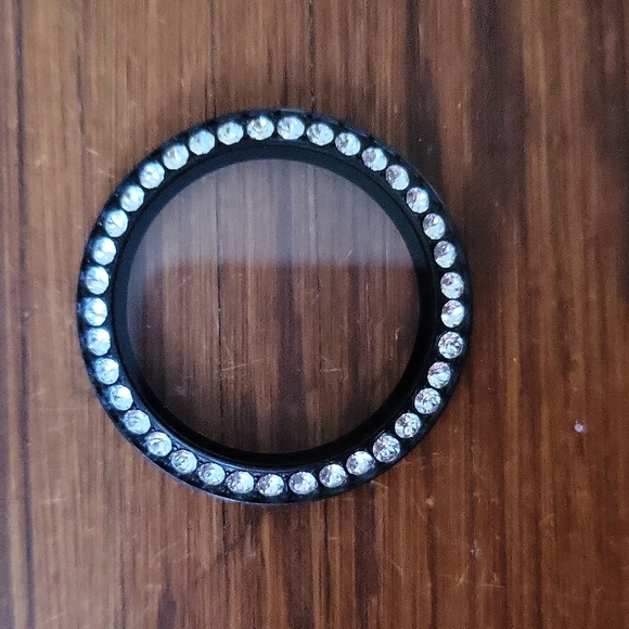 Origami Owl bracelet charm holder - Picture 2 of 4